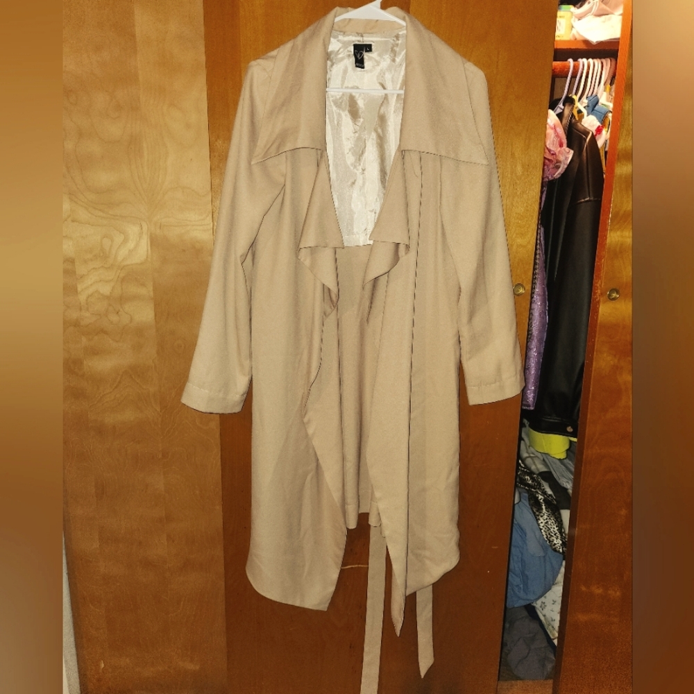 Tan Windsor Trench Style Cover Up Size L